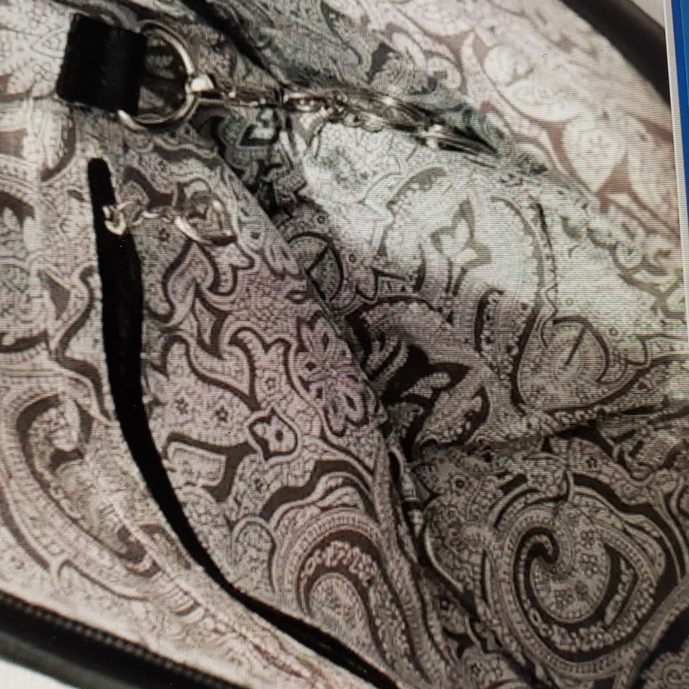 BELLA RUSSO BLACK FAUX LEATHER SHOULDER BAG - Picture 3 of 7